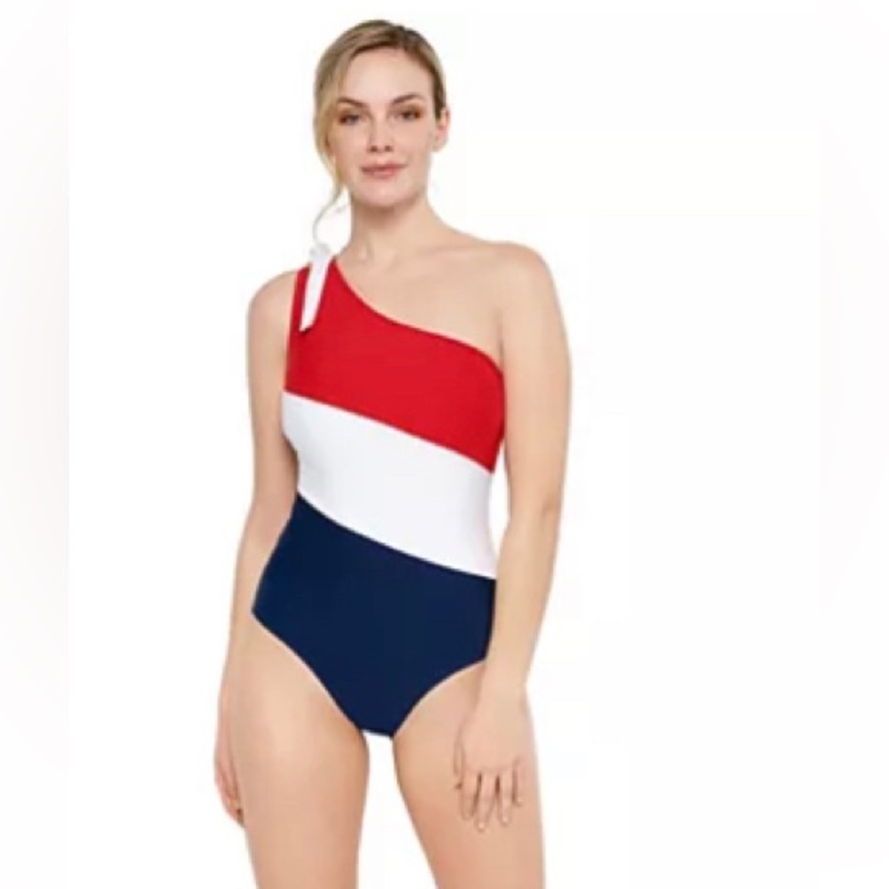 Woman’s Asymetrical Colorblock Swimsuit